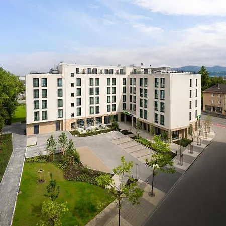 Express - By Ihg Hotel 3*