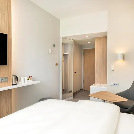 Express - By Ihg Rosenheim