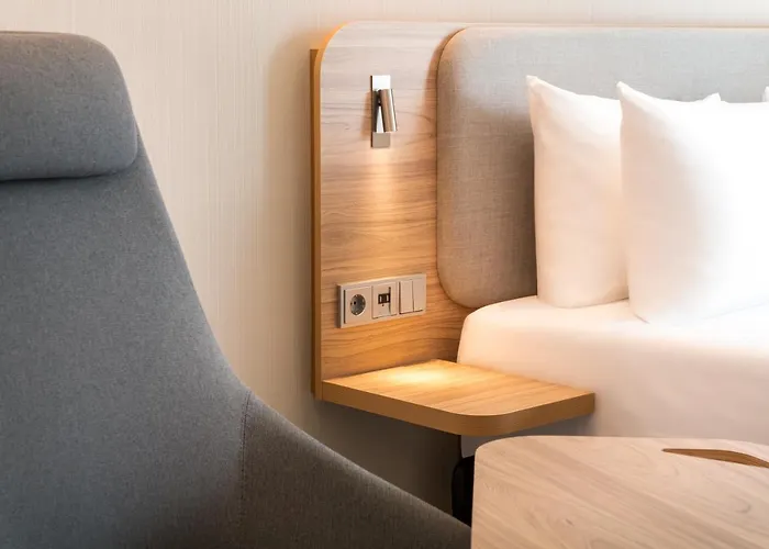Express - By Ihg Otel 3*