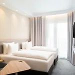 Express - By Ihg روزنهايم