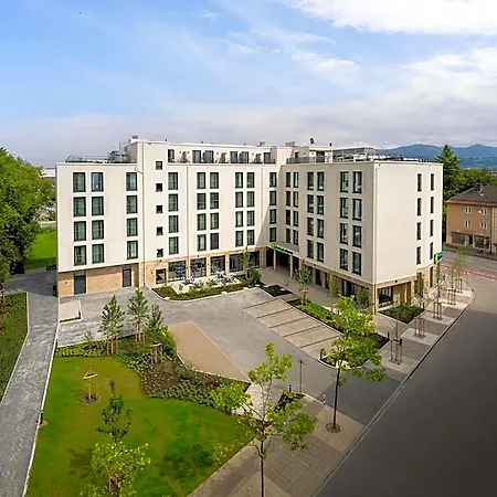Hotell Express - By Ihg 3*