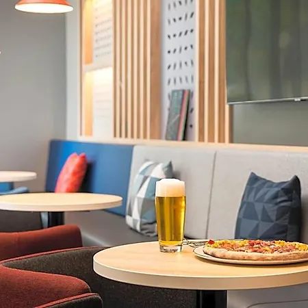 Express - By Ihg Hotell