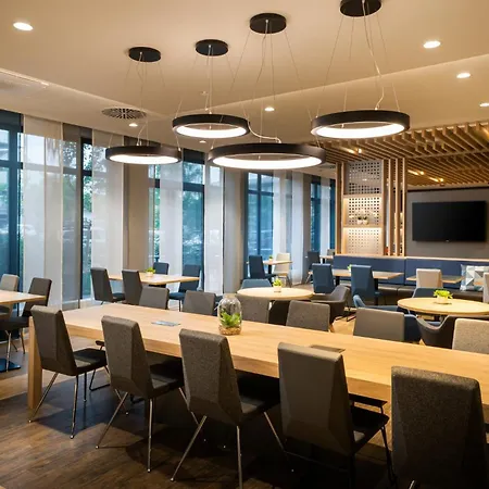 Express - By Ihg Rosenheim