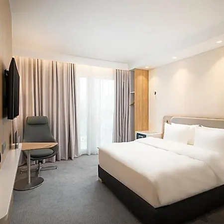 Express - By Ihg 3*